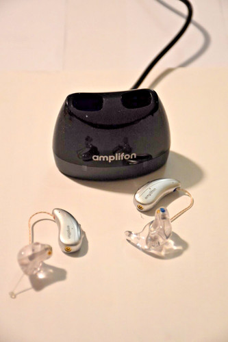 Apparecchi acustici