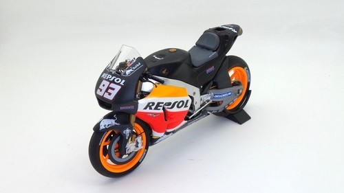 Minichamps honda rc213v - 1/12,