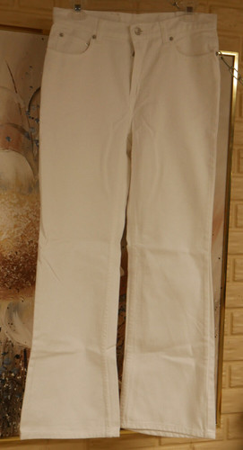 Jeans nuovi con - nuovi, etichette