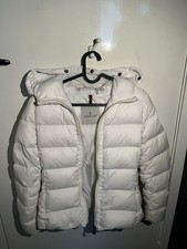 Autentico Moncler Angers