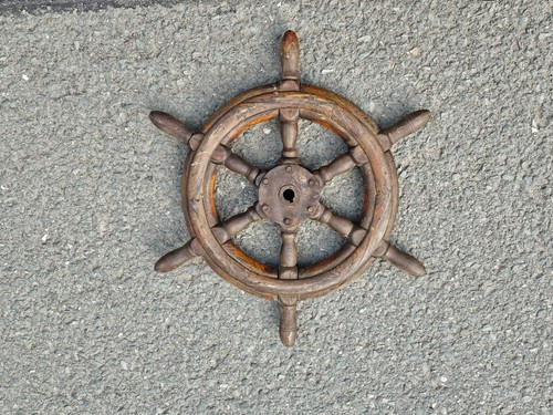 Vecchio legno volante timone - legno,