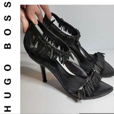 Hugo Boss fringe wood stiletto