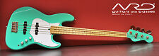 JAZZ BASS SEA FOAM GREEN