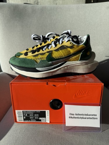Nike vaporwaffle sacai tour - nike,