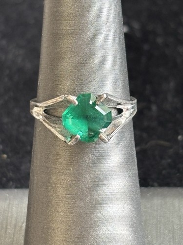 Anello solitario vintage anni