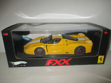 FERRARI FXX HOTWHEELS ELITE EDIZ.LIMITATA SCALA 1/18