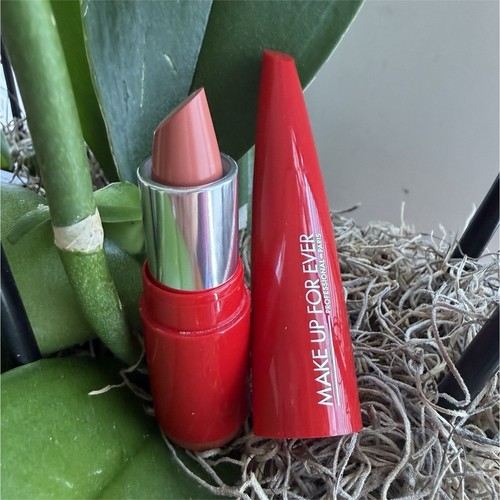 Make for ever rouge - up,