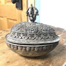 Tappo teschio kapala antico tibetano argento e ottone dorato e design