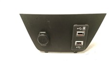 Connettore presa USB OPEL