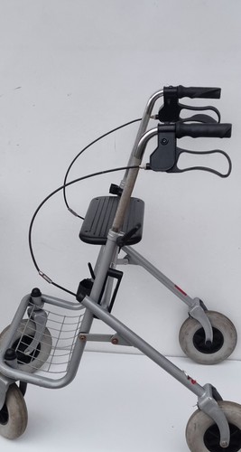 Deambulatore rollator - deambulatore,
