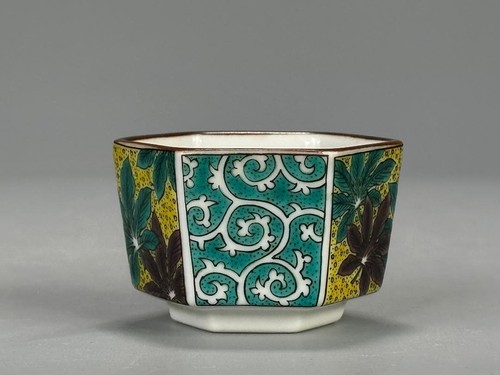 Kutani ware square sake - square,