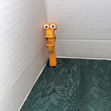 2009 MATTEL DISNEY HANDY MANNY