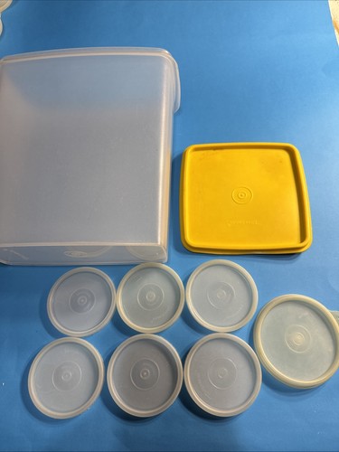 Misc tupperware items - items, lidsa