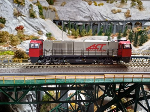 Locomotiva diesel mehano - locomotiva,
