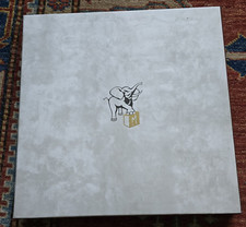 Marracash  10 Anni Dopo Super Deluxe Box  2 LP 2 CD 45 Giri Poster AUTOGRAFATO