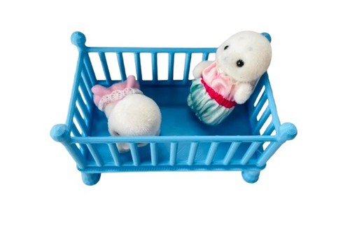Syl vanian families style - families,