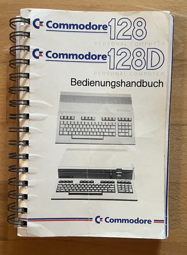 Commodore 128 128d - 128, vintage