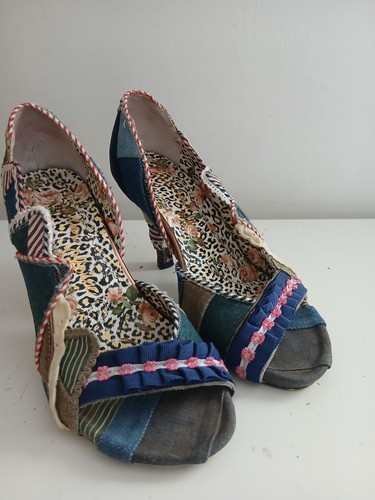 Irregular choice cortesiana - irregular,