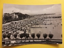 Grado (Gorizia). La spiaggia vista dalla Villa Marchesini.
