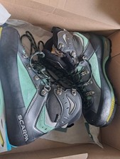 scarponi montagna misura 40