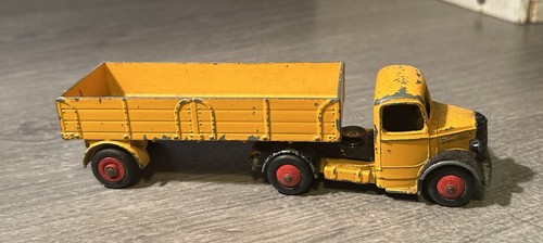 Dinky toys bedford ancien - toys,