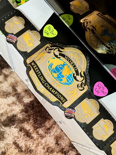 Cintura nwa world tag - world, team
