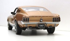 Autoart 1967 ford - 1/18,