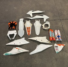 Plastiche ktm