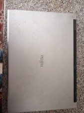 Computer PC Portatile Fujitsu Esprimo Schermo Rotto