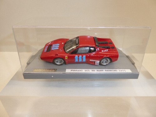 Model ferrari 365 - -,