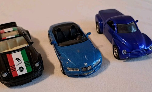Diecast maisto sunny - diecast, maisto/sunny