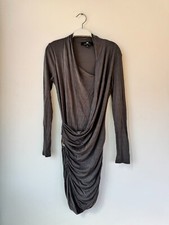 Abito a maniche lunghe