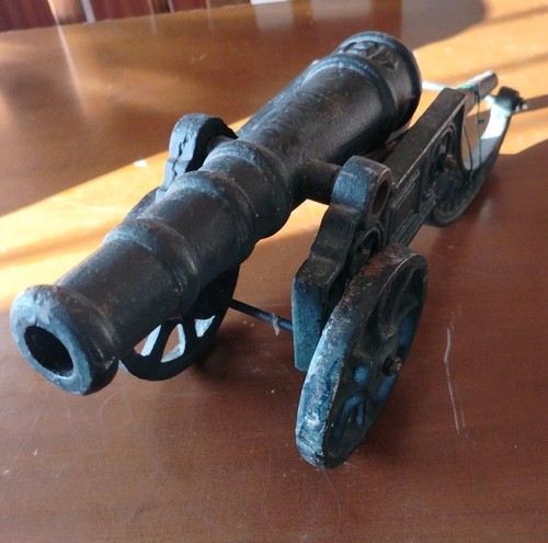 Antico cannone ghisa molto - cannone,