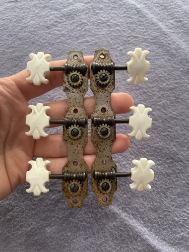 Accordatori striscia chitarra