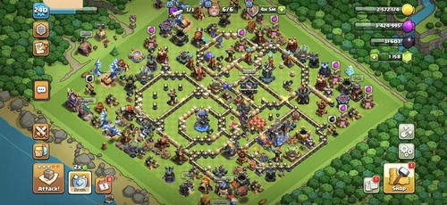 Th18 half max hero - half,