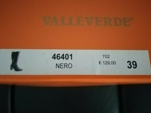 Scarpe usate stivali