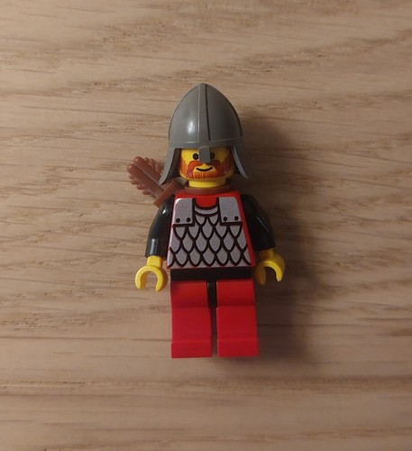 Lego castle minifigure - minifigure, scala