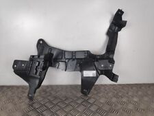 Staffa di montaggio sedile