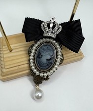 Vintage Victorian Cameo Style