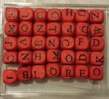 Perline legno rosso con