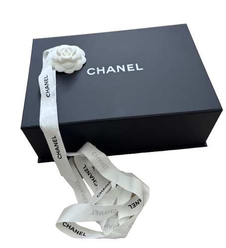 Scatola chanel con coperchio - chanel,
