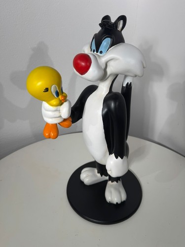 Looney tunes action figure - looney,