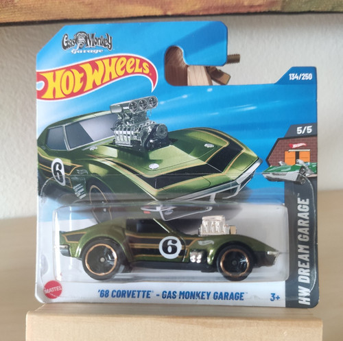 Hot wheels corvette gas - hot,