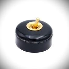 Interruttore nero on off