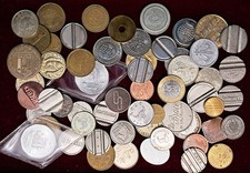 Lotto di 60 medaglie e gettoni