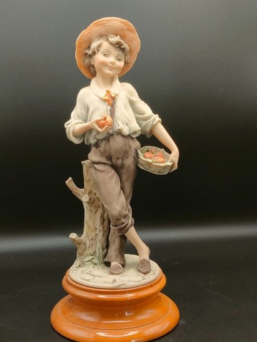 Figurina capodimonte vintage - figurina,