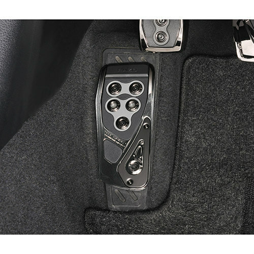 Pedale per auto poggiapiedi