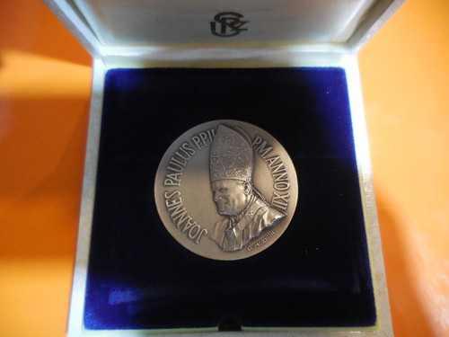 Vaticano medaglia papa