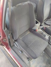 SEDILE ANTERIORE DESTRO / 559