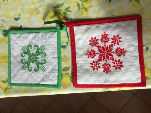 Presine per cucina ricamate - , a